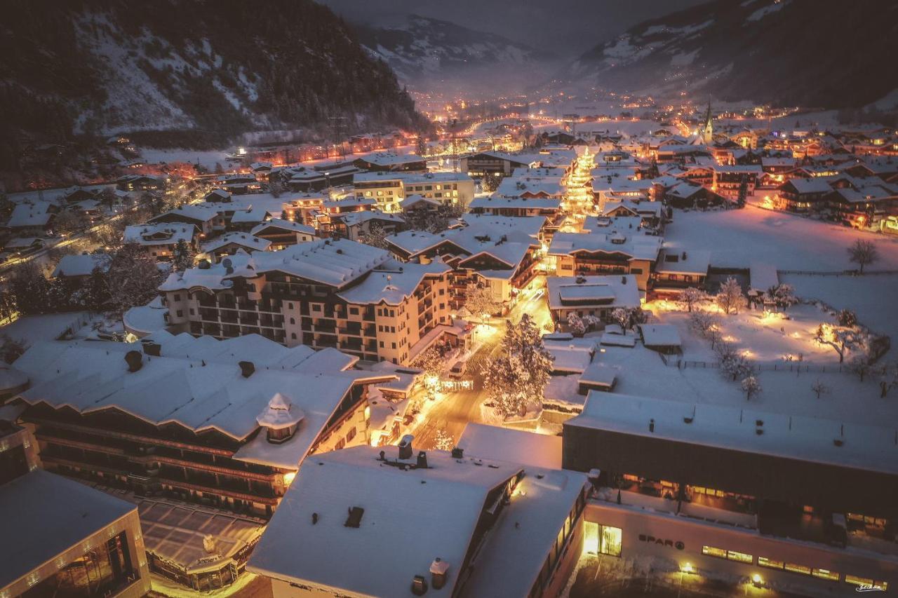 Strass - Sport & Spa Hotel Mayrhofen Kültér fotó