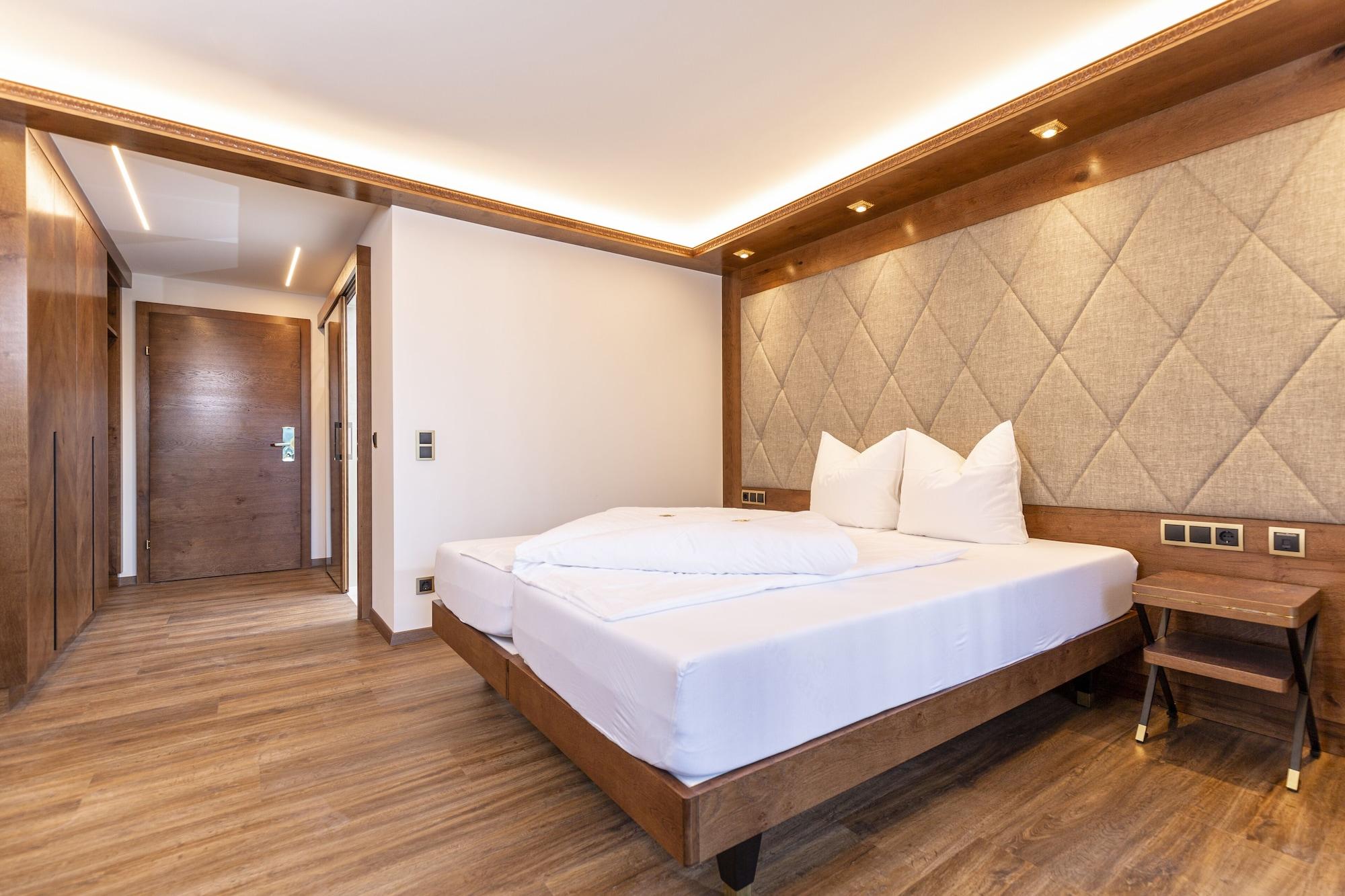 Strass - Sport & Spa Hotel Mayrhofen Kültér fotó