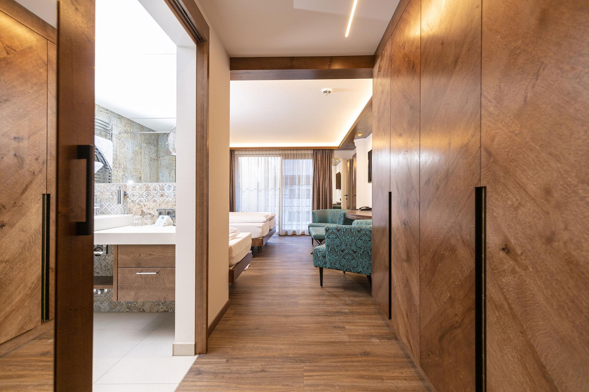 Strass - Sport & Spa Hotel Mayrhofen Kültér fotó