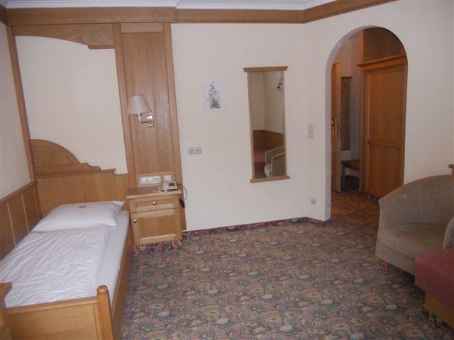Strass - Sport & Spa Hotel Mayrhofen Szoba fotó