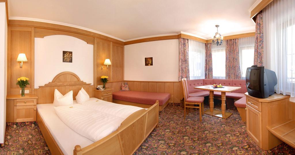 Strass - Sport & Spa Hotel Mayrhofen Kültér fotó