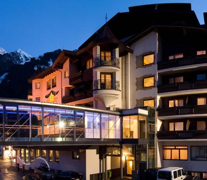Strass - Sport & Spa Hotel Mayrhofen Kültér fotó