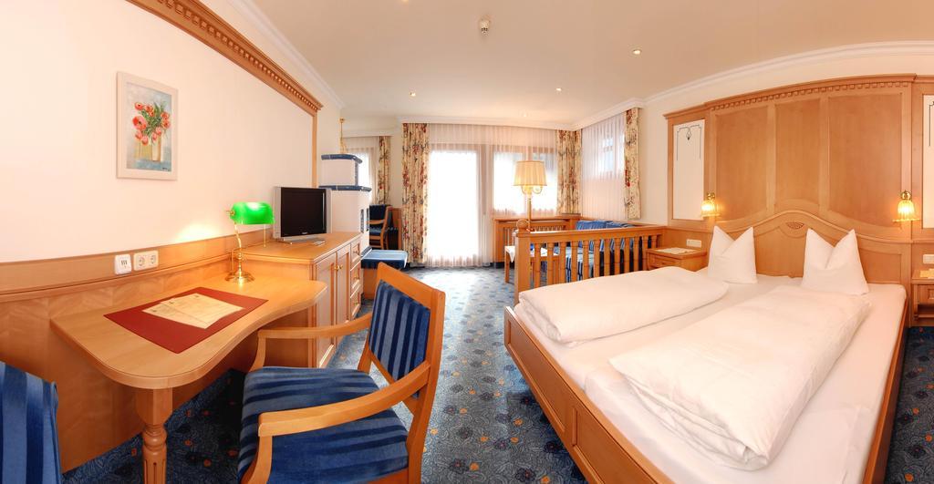 Strass - Sport & Spa Hotel Mayrhofen Kültér fotó