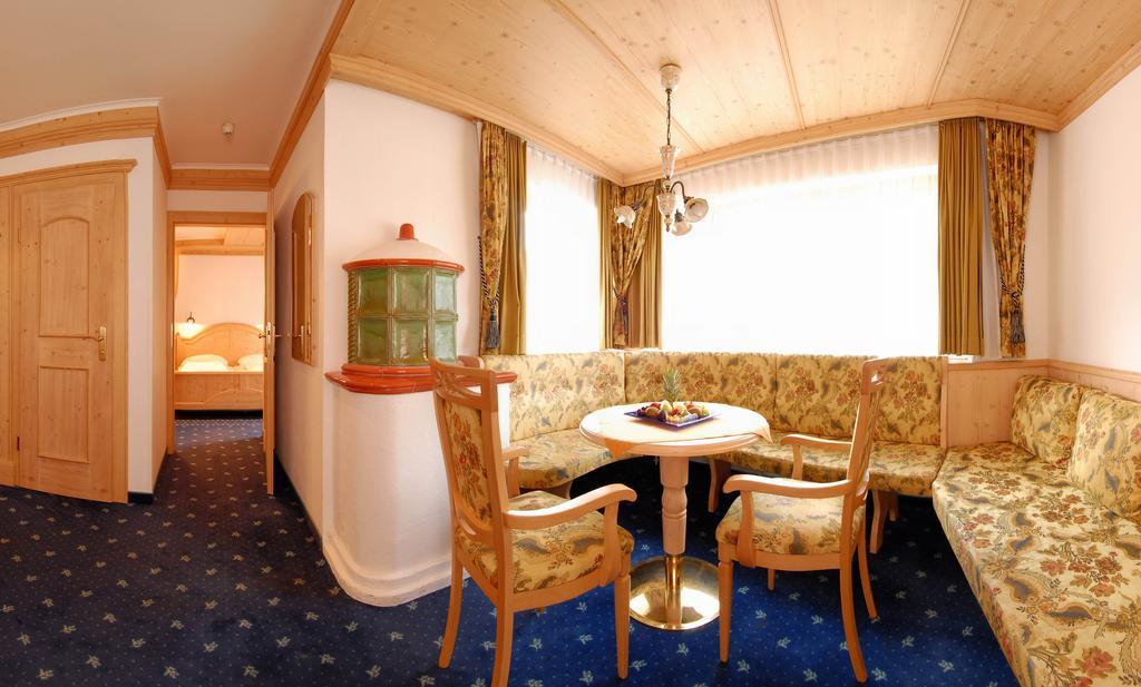 Strass - Sport & Spa Hotel Mayrhofen Kültér fotó
